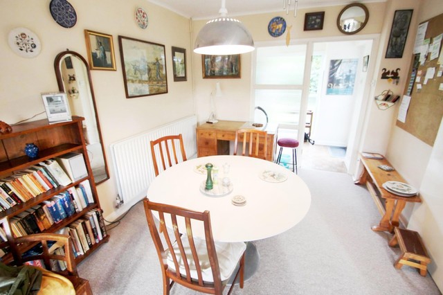  Image of 2 bedroom Detached house to rent in Garden Close St. Albans AL1 at St Albans, AL1 4TX
