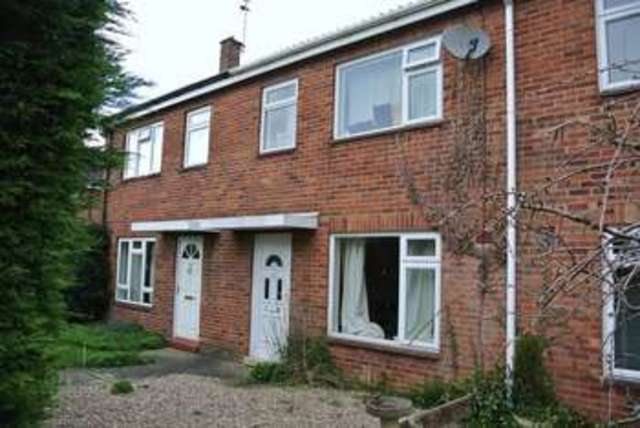  Image of 3 bedroom Terraced house for sale in Garden Close Stamford PE9 at Garden Close  Stamford, PE9 2YP