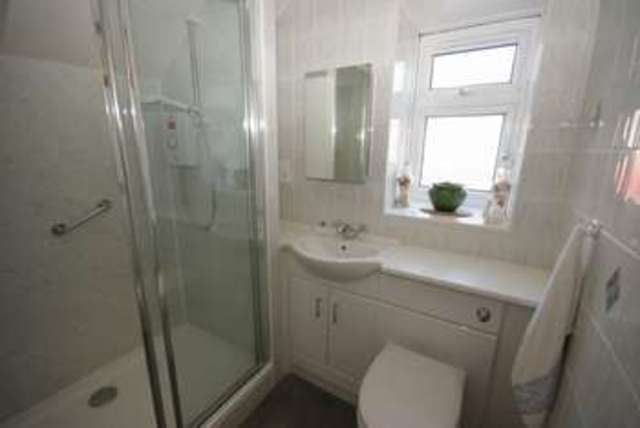  Image of 2 bedroom Flat for sale in Thornton End Holybourne Alton GU34 at Thornton End Holybourne Alton, GU34 4HF