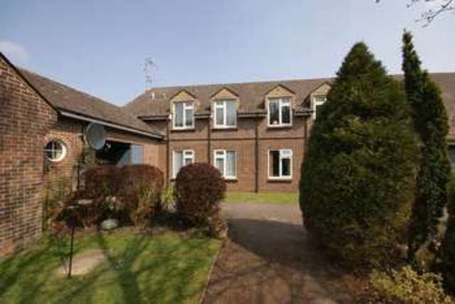  Image of 2 bedroom Flat for sale in Thornton End Holybourne Alton GU34 at Thornton End Holybourne Alton, GU34 4HF