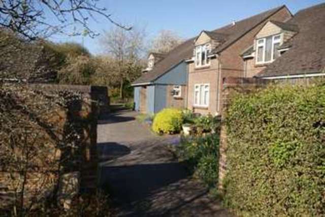  Image of 2 bedroom Flat for sale in Thornton End Holybourne Alton GU34 at Thornton End Holybourne Alton, GU34 4HF