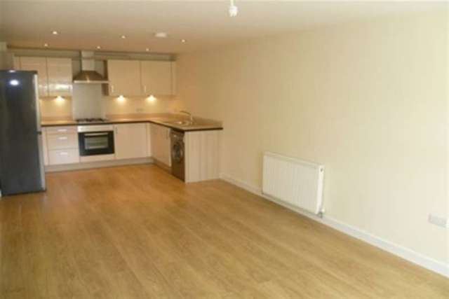  Image of 2 bedroom Flat to rent in Gatefield Road Sheffield S7 at Sheffield, S7 1TE