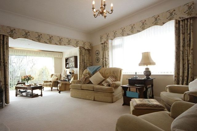  Image of 3 bedroom Detached house for sale in Gayton Parkway Heswall Wirral CH60 at Gayton Parkway  Heswall, CH60 3SZ