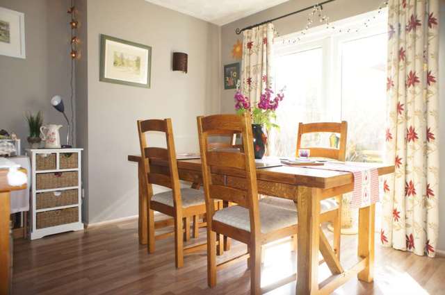  Image of 4 bedroom Semi-Detached house for sale in Geoffreyson Road Caversham Reading RG4 at Geoffreyson Road Caversham Heights Reading, RG4 7HS