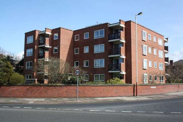  Image of 2 bedroom Ground Flat for sale in Lulworth Road Birkdale Southport PR8 at Birkdale Southport Southport, PR8 2AS