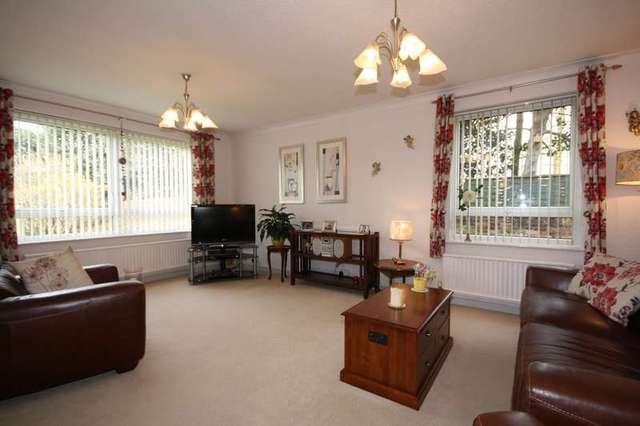  Image of 2 bedroom Ground Flat for sale in Lulworth Road Birkdale Southport PR8 at Birkdale Southport Southport, PR8 2AS