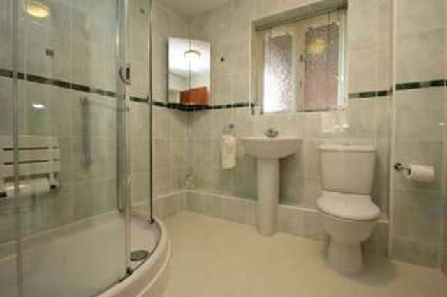  Image of 3 bedroom Ground Flat for sale in Grange Close North Westbury-on-Trym Bristol BS9 at Henleaze Bristol BS9 4AZ Bristol, BS9 4AZ