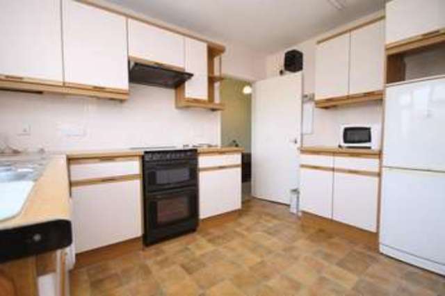  Image of 3 bedroom Detached house for sale in Guildford Road Bookham Leatherhead KT23 at Guildford Road  Great Bookham, KT23 4LA