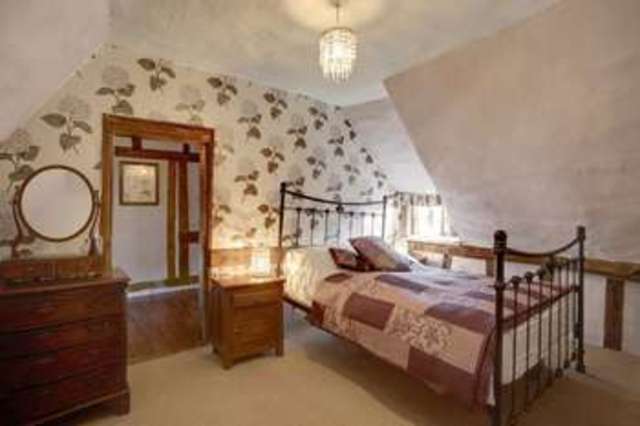  Image of 3 bedroom Cottage for sale in The Street Great Hockham Thetford IP24 at The Street Great Hockham Thetford, IP24 1NH