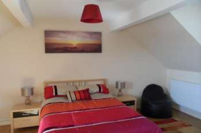  Image of 3 bedroom Detached house for sale in Green Close Steynton Milford Haven SA73 at Steynton Milford Haven Steynton, SA73 1AR