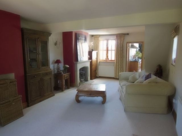  Image of 2 bedroom Semi-Detached house to rent in Green Common Lane Wooburn Green High Wycombe HP10 at Green Common Lane  Hedsor, HP10 0LD