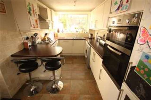  Image of 3 bedroom Terraced house for sale in Greenvale Road Knaphill Woking GU21 at Knaphill Woking Knaphill, GU21 2HB