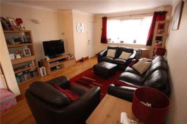  Image of 3 bedroom Terraced house for sale in Greenvale Road Knaphill Woking GU21 at Knaphill Woking Knaphill, GU21 2HB