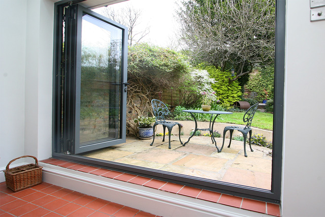  Image of 5 bedroom Terraced house for sale in Grove Hill Road London SE5 at Grove Hill Road  Camberwell, SE5 8DF