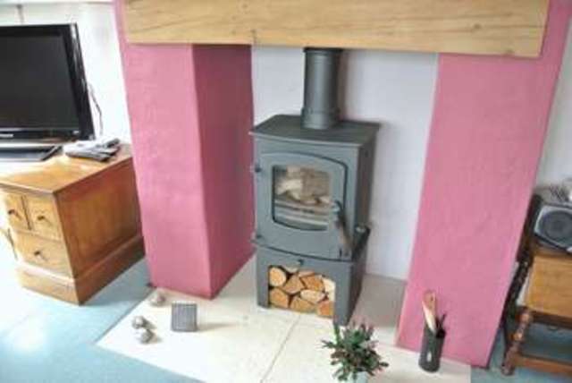  Image of 2 bedroom Detached house for sale in Hall Close Empingham Oakham LE15 at Hall Close Empingham Oakham, LE15 8PE