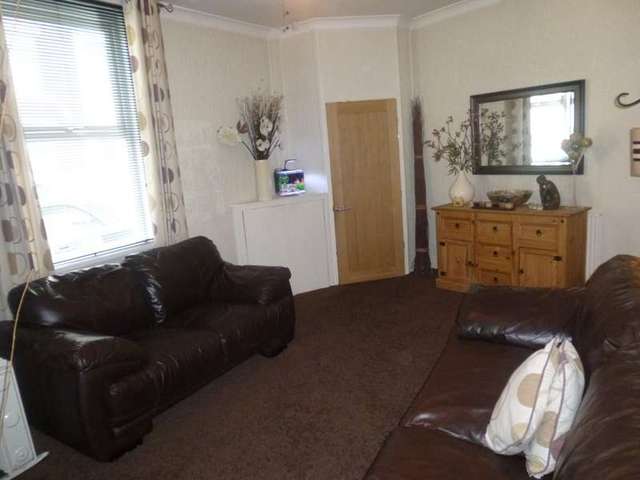  Image of 2 bedroom End of Terrace to rent in Handsworth Road Blackpool FY1 at Handsworth Road  Blackpool, FY1 2RQ