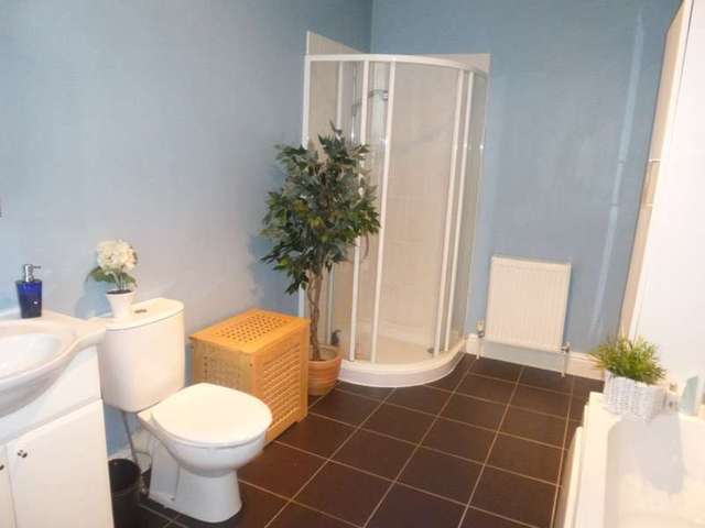  Image of 2 bedroom End of Terrace to rent in Handsworth Road Blackpool FY1 at Handsworth Road  Blackpool, FY1 2RQ