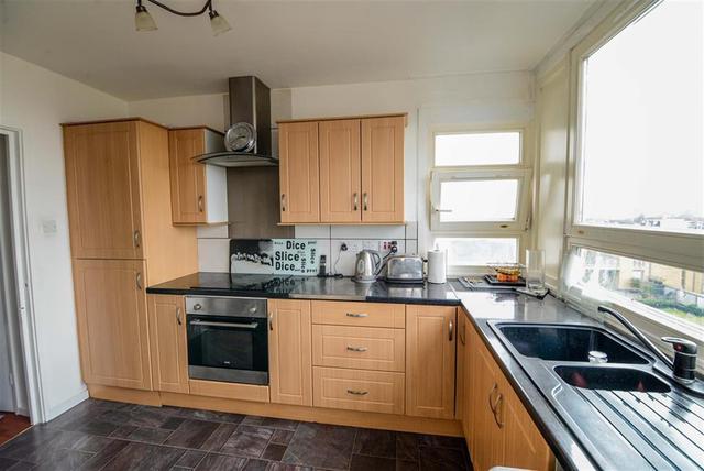  Image of 3 bedroom Flat for sale in John Ruskin Street London SE5 at John Ruskin Street London Camberwell, SE5 0XN