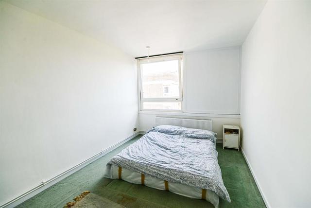 Image of 3 bedroom Flat for sale in John Ruskin Street London SE5 at John Ruskin Street London Camberwell, SE5 0XN
