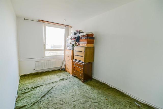  Image of 3 bedroom Flat for sale in John Ruskin Street London SE5 at John Ruskin Street London Camberwell, SE5 0XN