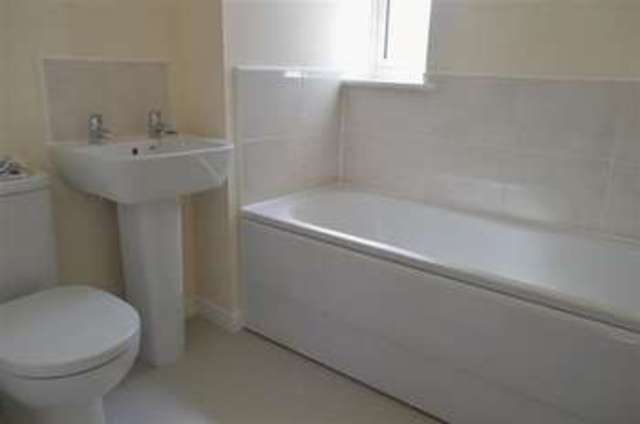  Image of Property to rent in Locking Moor Road Weston-super-Mare BS22 at Cubitt Close  Weston-super-Mare, BS24 8PP