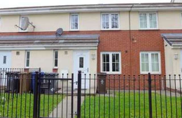  Image of 4 bedroom Mews for sale in Hazelbottom Road Manchester M8 at Hazelbottom Road  Crumpsall, M8 0GQ