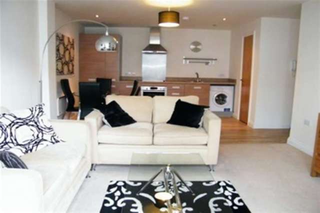  Image of 2 bedroom Flat to rent in Canal Street Nottingham NG1 at Nottingham, NG1 7HD
