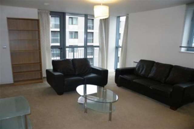  Image of 2 bedroom Flat to rent in Canal Street Nottingham NG1 at Nottingham, NG1 7HD