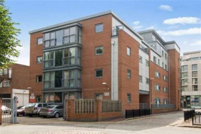  Image of 2 bedroom Flat to rent in Canal Street Nottingham NG1 at Nottingham, NG1 7HD