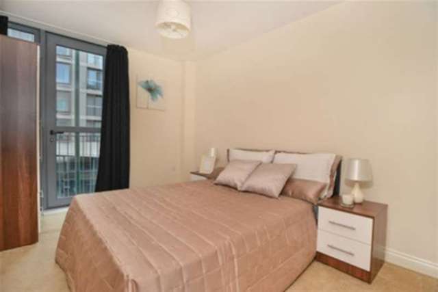  Image of 2 bedroom Flat to rent in Canal Street Nottingham NG1 at Nottingham, NG1 7HD