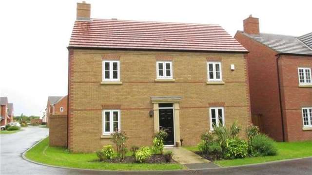  Image of 4 bedroom Detached house to rent in Heron Walk Waterbeach Cambridge CB25 at Waterbeach, CB25 9BZ