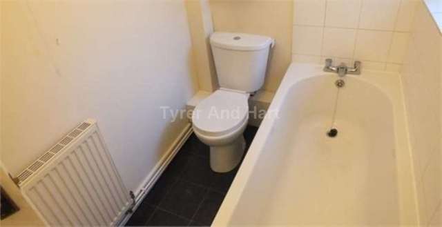  Image of 2 bedroom Terraced house to rent in Herrick Street Old Swan Liverpool L13 at Herrick Street  Liverpool, L13 2AQ
