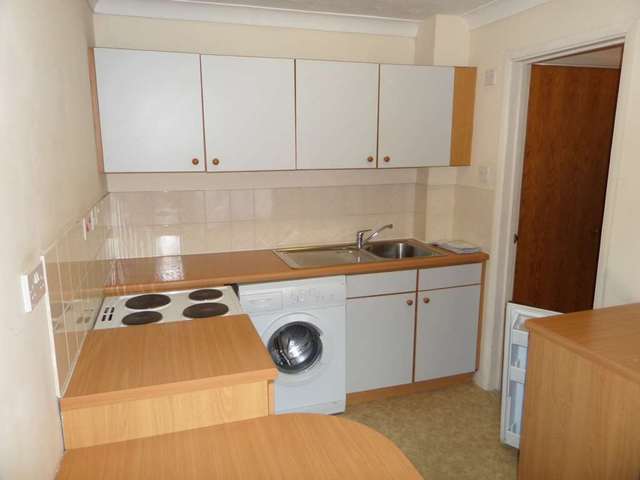  Image of Studio flat to rent in James Street Rochester ME1 at Heygate House James Street Rochester, ME1 2BY