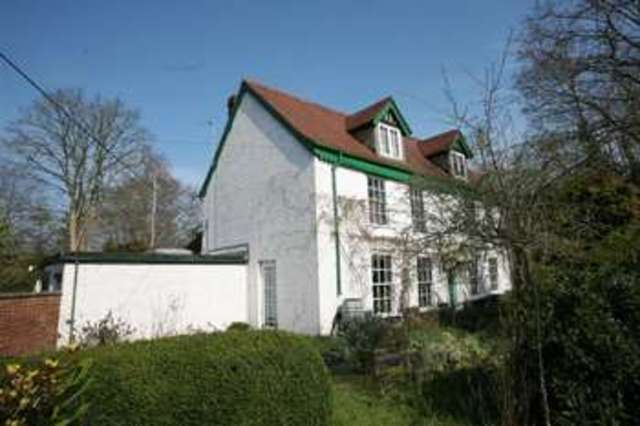  Image of 5 bedroom Detached house for sale in High Street Market Lavington Devizes SN10 at MARKET LAVINGTON SN10 MARKET LAVINGTON, SN10 4AQ