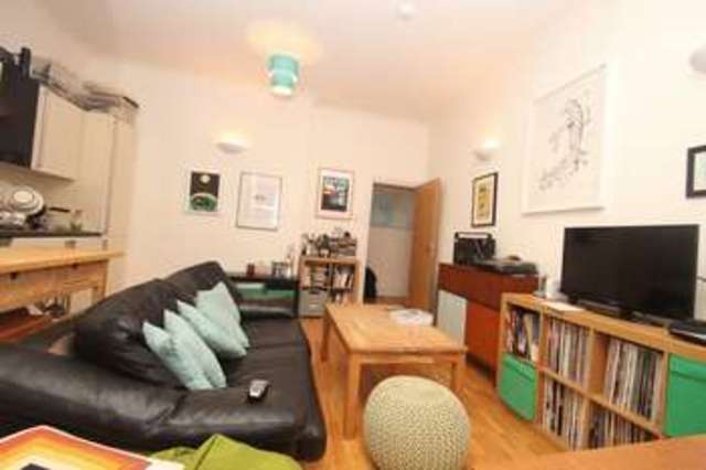  Image of 2 bedroom Flat to rent in Highbury New Park London N5 at Highbury New Park  London, N5 2DS