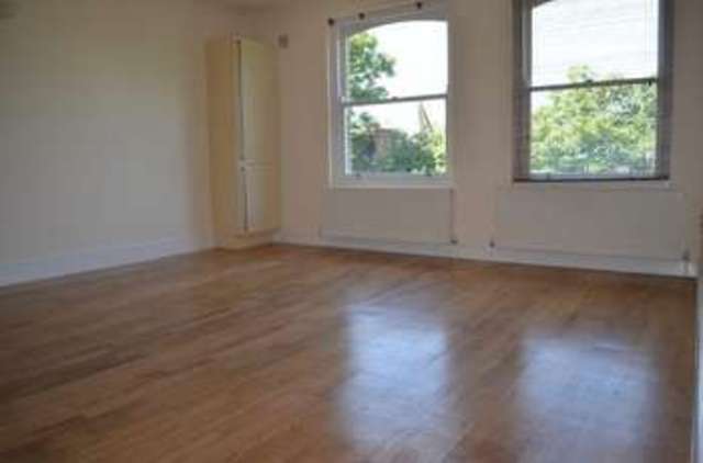  Image of 2 bedroom Flat to rent in Highbury New Park London N5 at Highbury New Park  London, N5 2DS