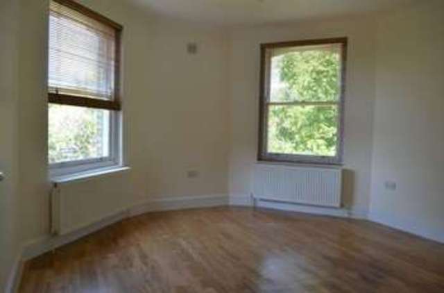  Image of 2 bedroom Flat to rent in Highbury New Park London N5 at Highbury New Park  London, N5 2DS