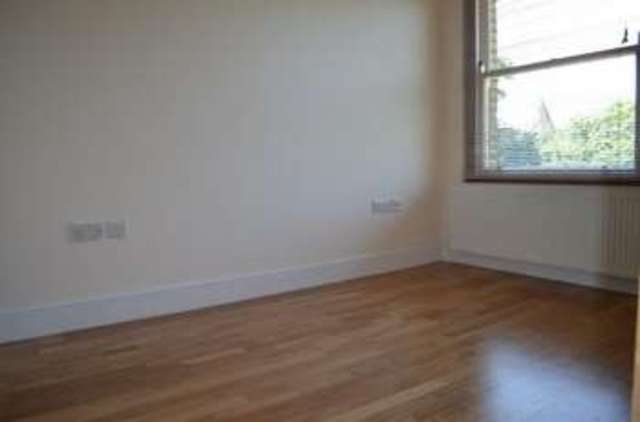  Image of 2 bedroom Flat to rent in Highbury New Park London N5 at Highbury New Park  London, N5 2DS