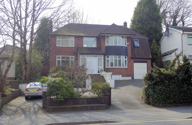  Image of 4 bedroom Detached house for sale in Higher Lane Whitefield Manchester M45 at Higher Lane Whitefield Manchester, M45 7WZ