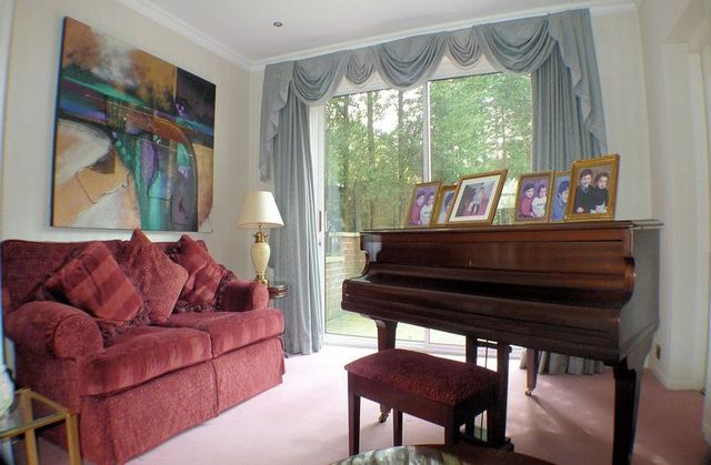  Image of 4 bedroom Detached house for sale in Higher Lane Whitefield Manchester M45 at Higher Lane Whitefield Manchester, M45 7WZ