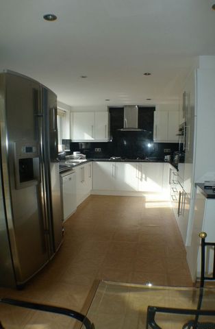  Image of 4 bedroom Detached house for sale in Higher Lane Whitefield Manchester M45 at Higher Lane Whitefield Manchester, M45 7WZ