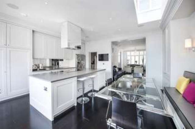  Image of 4 bedroom Terraced house for sale in Highlever Road London W10 at Ladbroke Grove London Latimer Road, W10 6PN