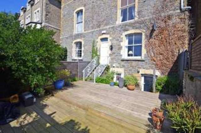  Image of 3 bedroom Flat to rent in Hill Road Clevedon BS21 at 12 Hill Road  Clevedon, BS21 7NZ
