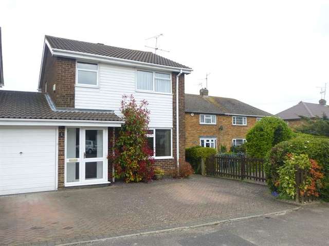  Image of 3 bedroom Detached house for sale in Hillcroft Dunstable LU6 at Dunstable, LU6 1TU