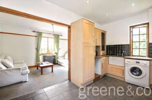  Image of 3 bedroom Flat to rent in Holly Bank Muswell Hill London N10 at Muswell Hill London Muswell Hill, N10 3TN