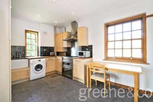  Image of 3 bedroom Flat to rent in Holly Bank Muswell Hill London N10 at Muswell Hill London Muswell Hill, N10 3TN