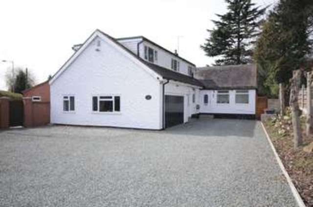  Image of 6 bedroom Detached house for sale in Holly Road Uttoxeter ST14 at Holly Road  Uttoxeter, ST14 7NA