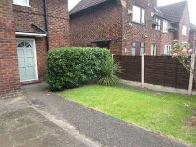  Image of 3 bedroom Semi-Detached house to rent in Hollyhedge Road Wythenshawe Manchester M22 at Hollyhedge Road  Manchester, M22 8HE