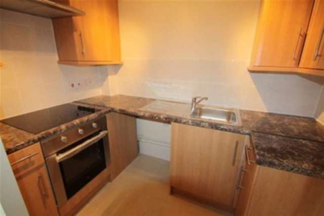  Image of 1 bedroom Flat to rent in Horsebrook Calne SN11 at Calne, SN11 8HG