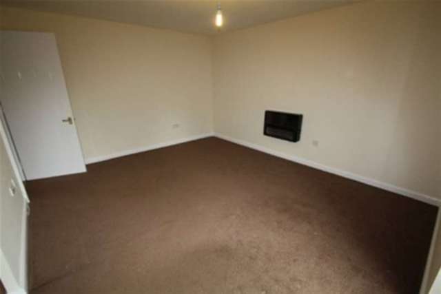  Image of 1 bedroom Flat to rent in Horsebrook Calne SN11 at Calne, SN11 8HG